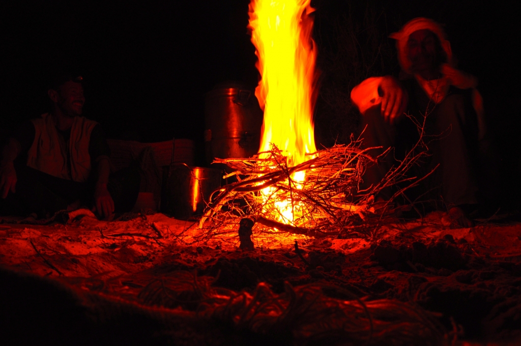 Campfire nights with real travelers - Unforgettable connections
